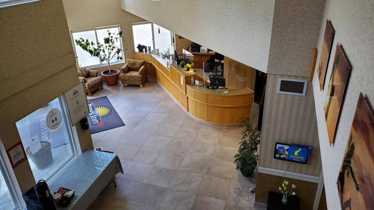 Days Inn By Wyndham Penticton Conference Centre Екстериор снимка
