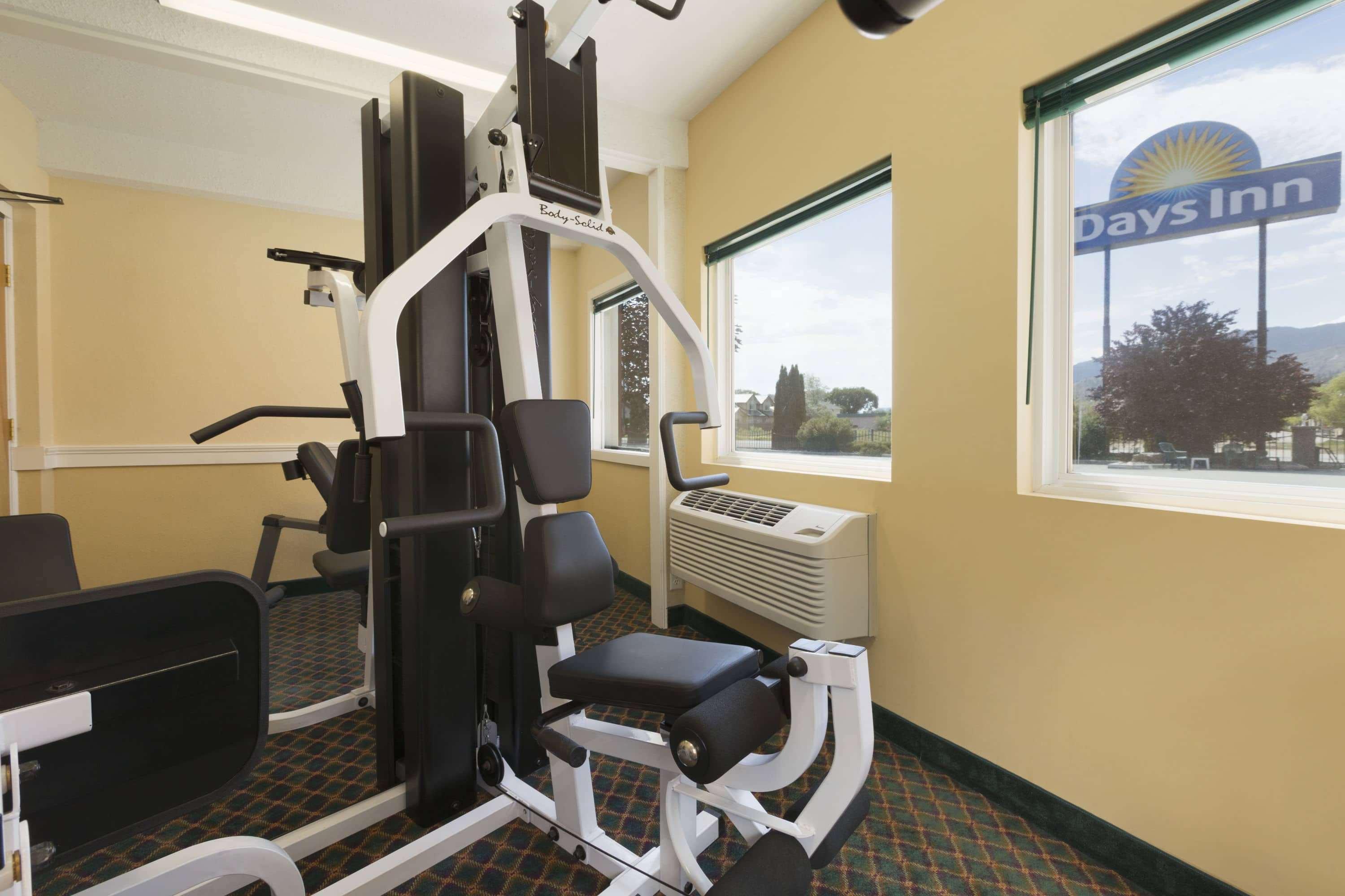 Days Inn By Wyndham Penticton Conference Centre Екстериор снимка