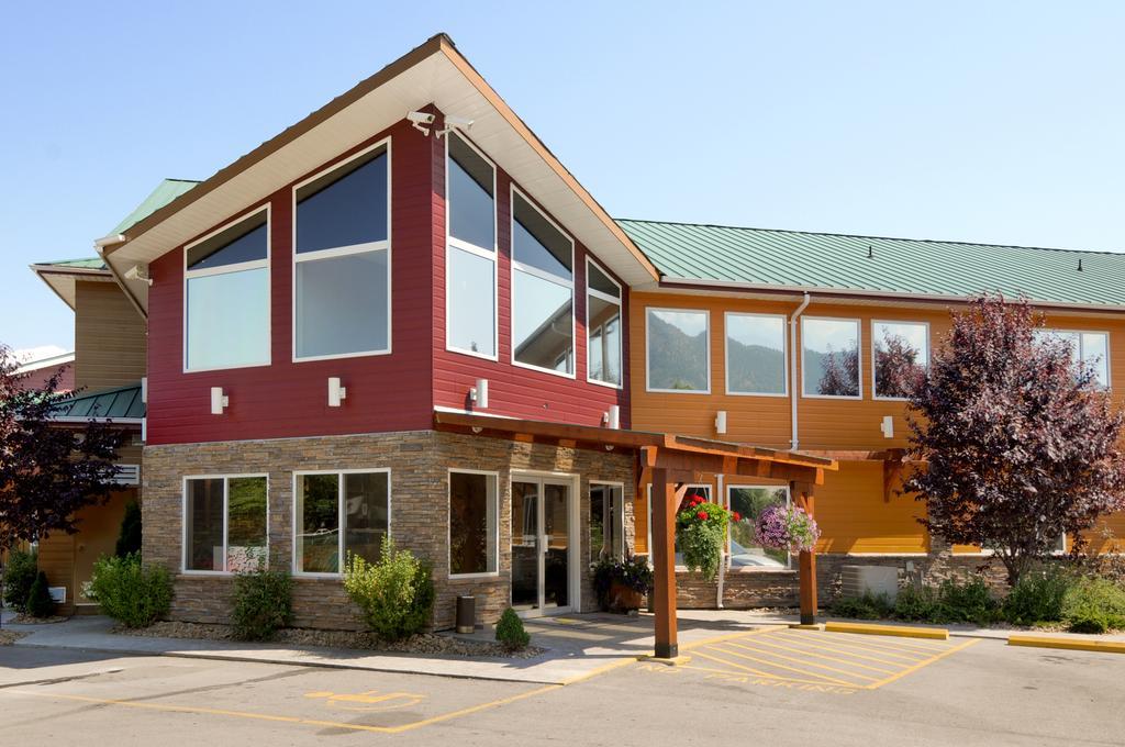 Days Inn By Wyndham Penticton Conference Centre Екстериор снимка